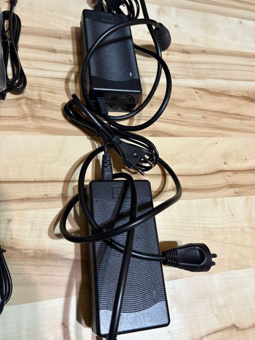 Încărcator Bicicleta Electrica Bosch , Specialized , Trend Power