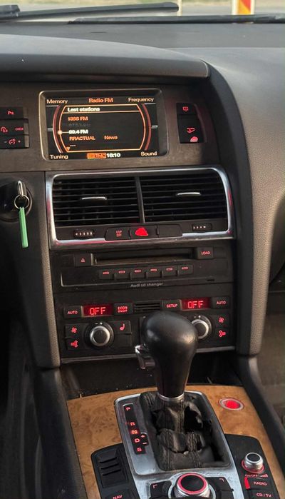 Audi Q7 3.0tdi variante