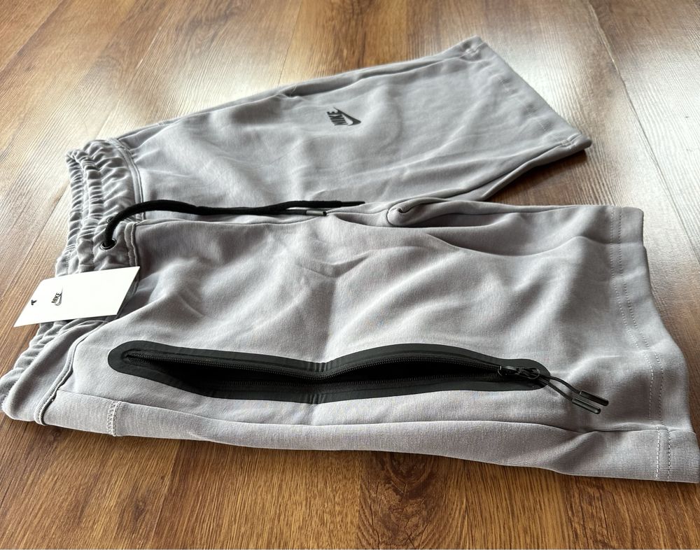 Мъжки,памучни,сиви панталонки Nike
