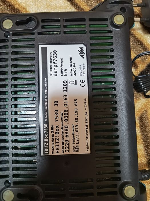 Рутери Fritz box и Tp link.