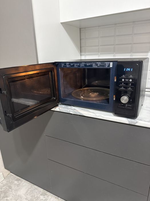 Микроволновая печь