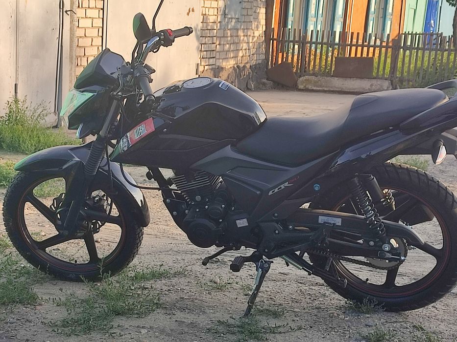 Продам мотоцикл китаец Лифан