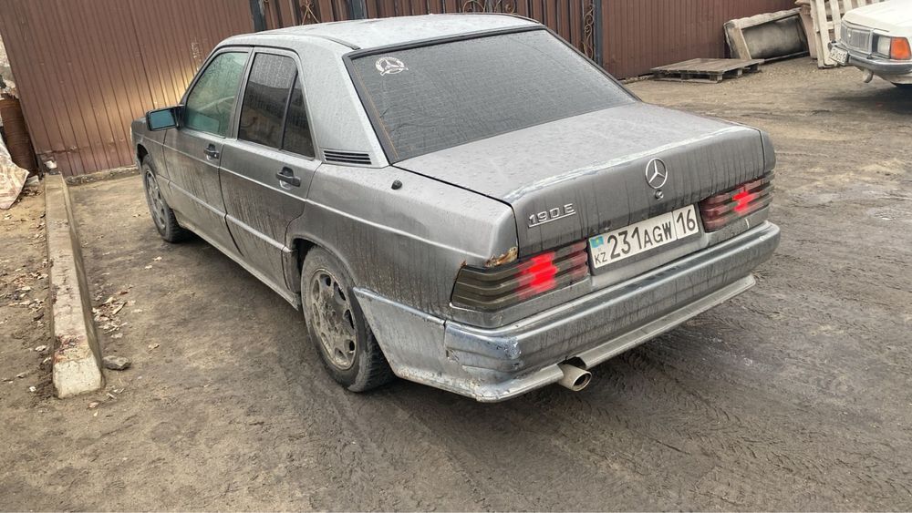 Продам мотор коробка лупарик м111 инжектор