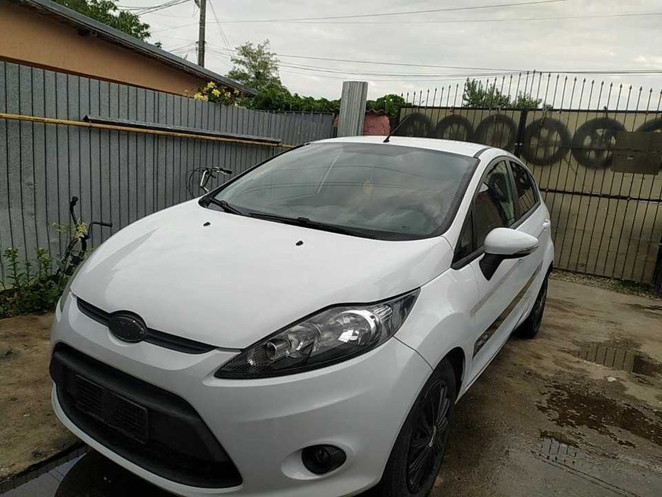 Dezmembrez Ford Fiesta