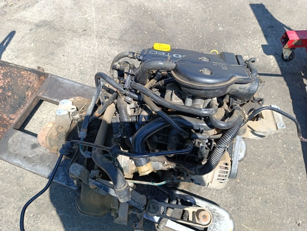 Двигател 1.0 бензин Z10XE Опел / Opel 1.0 Z10XE