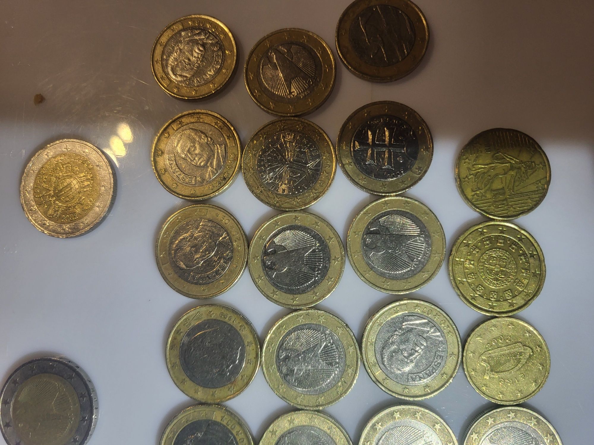 Vand monede de ,1 euro si 2  euro rare in stare buna