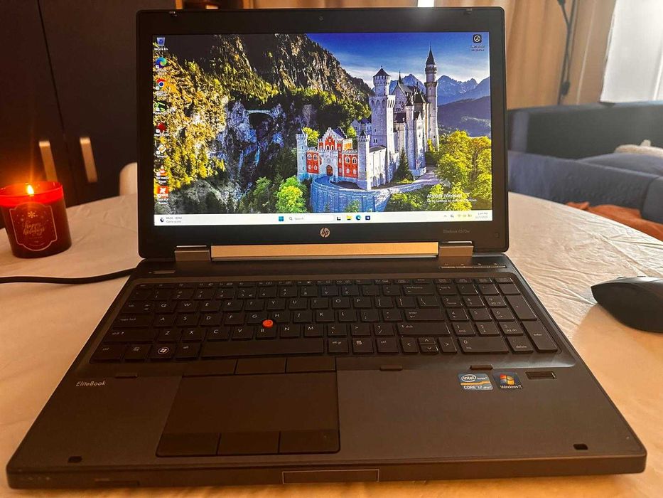 HP Elitebook 8570W + docking station