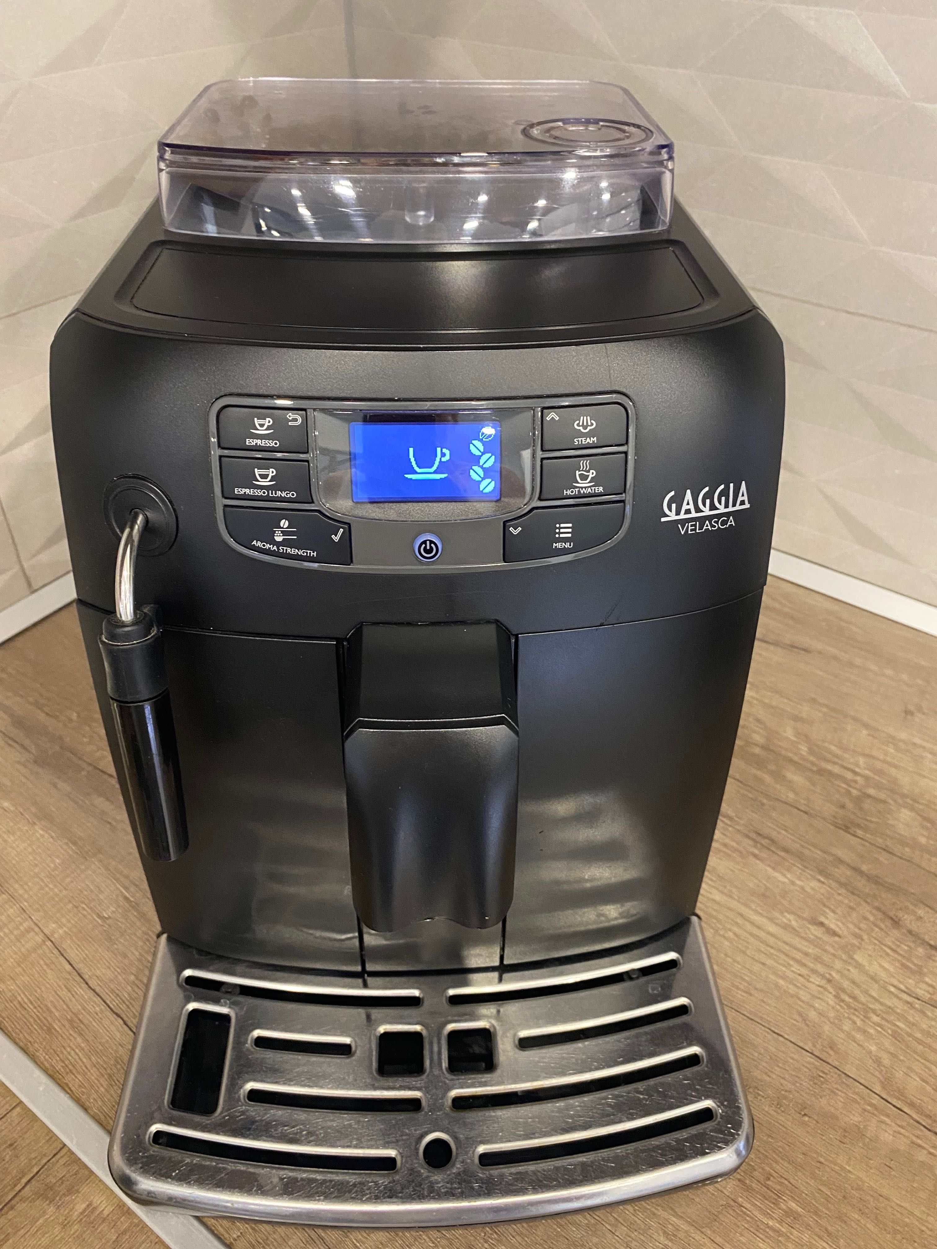 Vând aparat profesional de cafea Gaggia Velasca