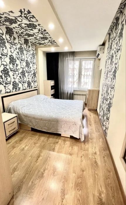 Квартира продается 2/2/4 на Ц 7