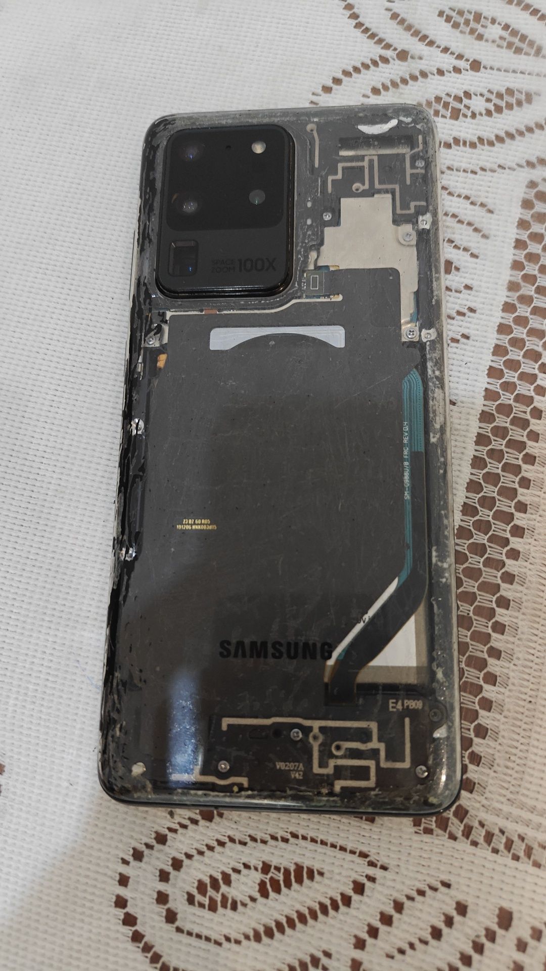 Samsung s20 ultra (ЧИТАТЬ ОПИСАНИЯ)