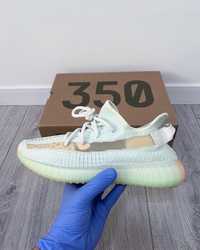 41-43 Yeezy Boost 350 V2 Hyperspace
