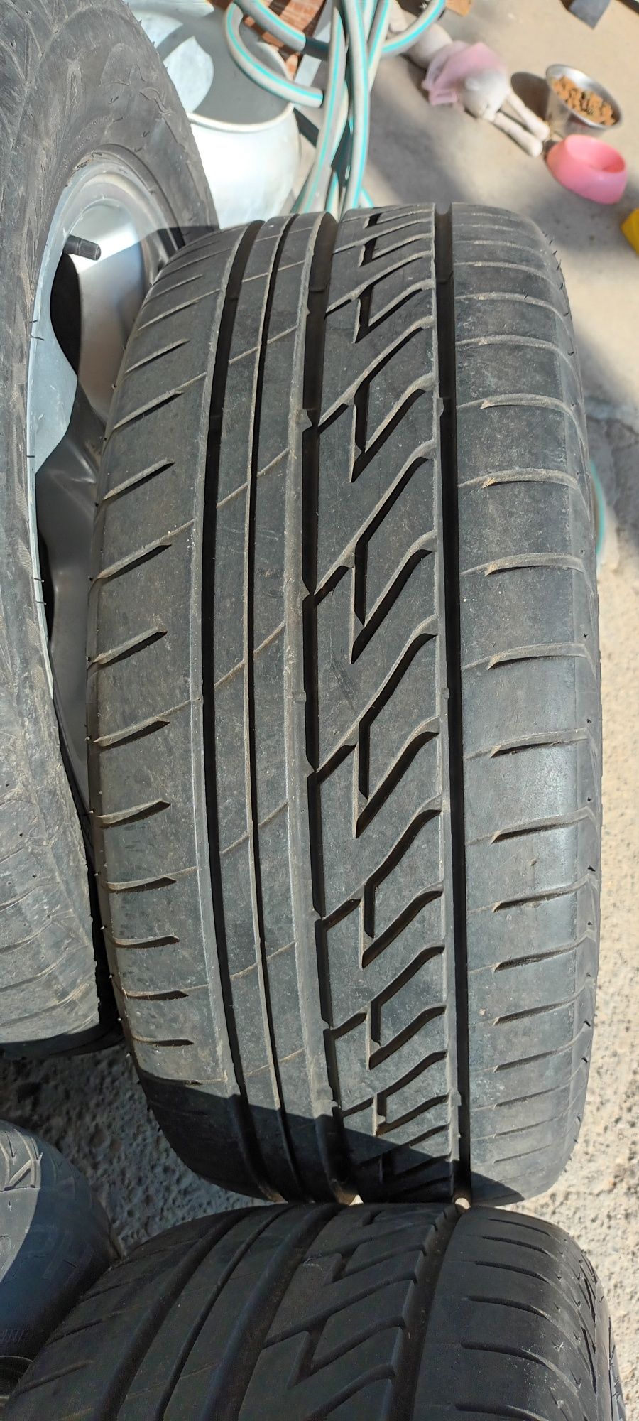 Оригинални джанти за Toyota RAV 4 с гуми Lassa Phenoma 225/55 R16