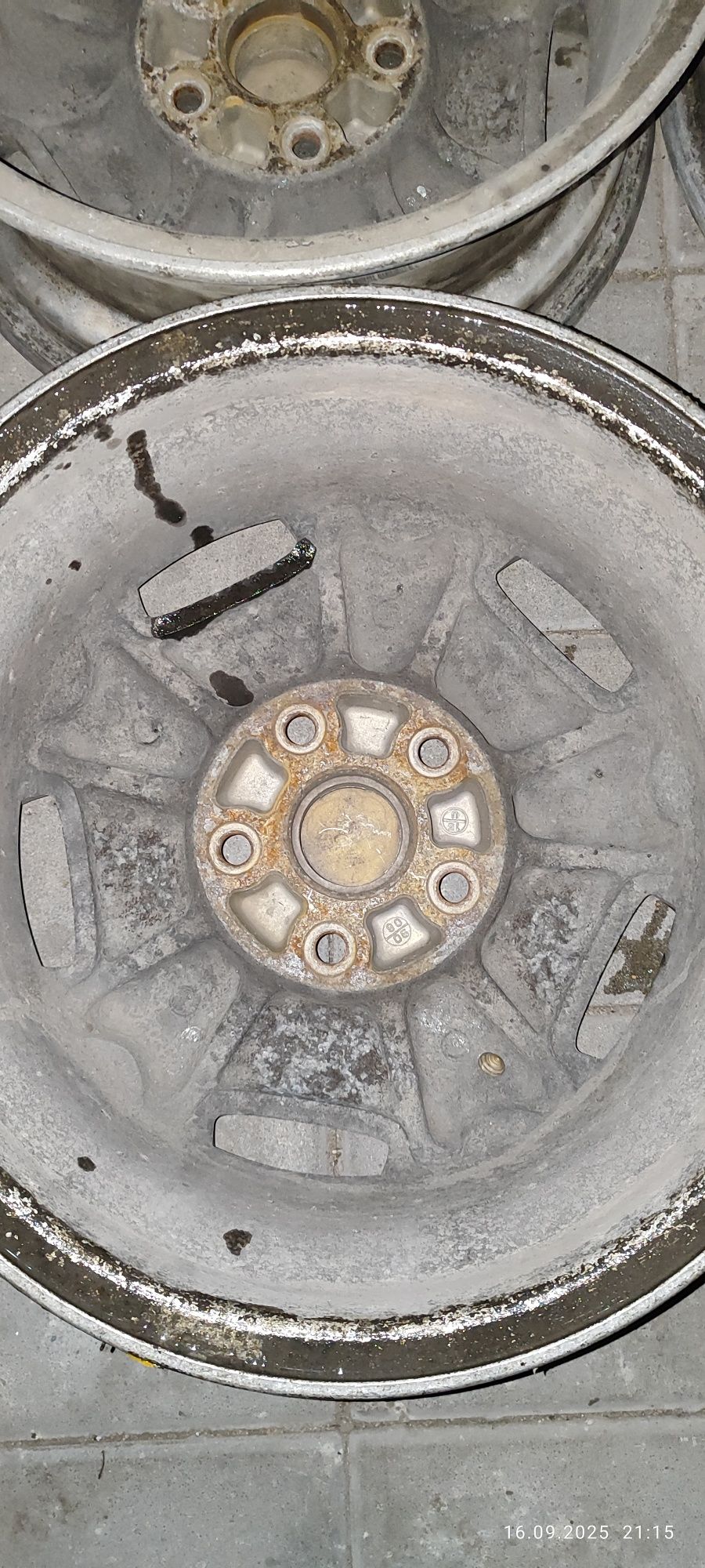 Легкосплавные диски r15 5*114,3