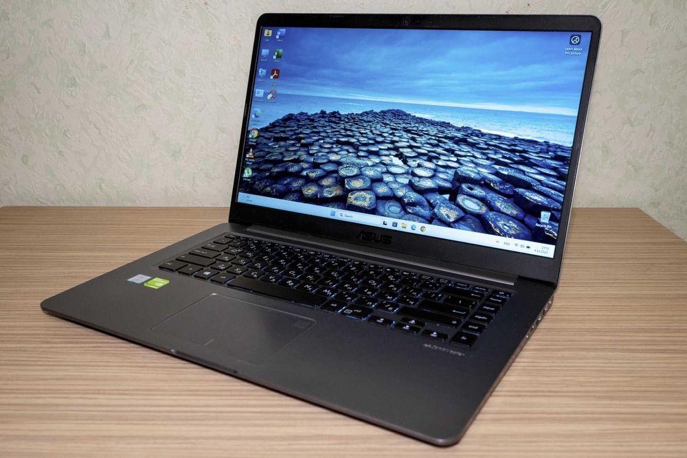 ASUS VivoBook S510UQ, i5-8250U, 12GB DDR4, 128GB + 1TB, NVIDIA 940MX