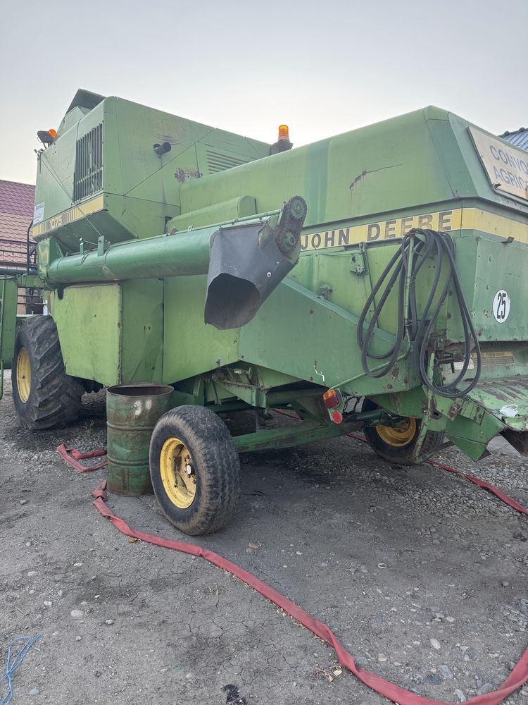 Combina john deere 1075