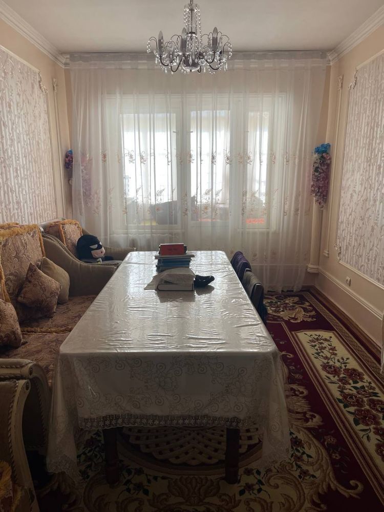 Продается 4 комнатная квартира