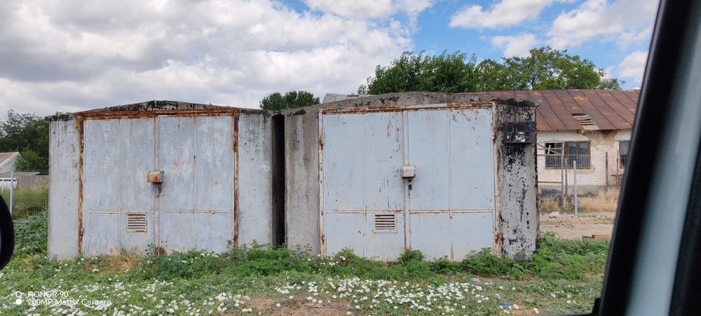 Vând 2 garaje Slobozia Nouă
