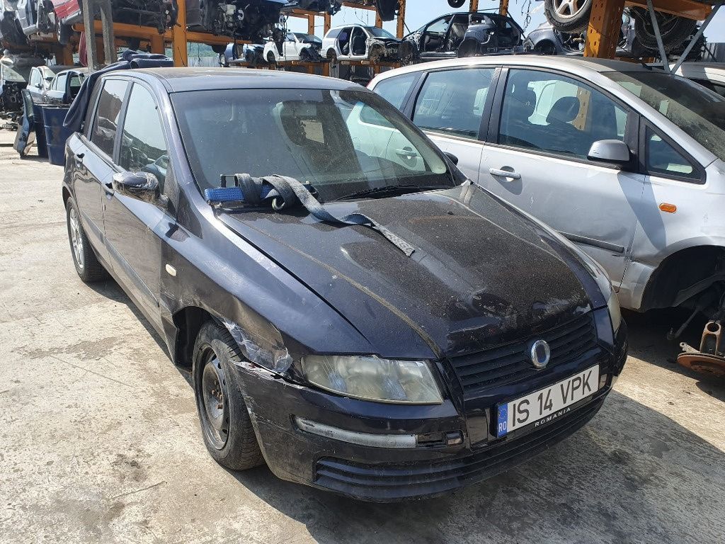 oglinda stanga dreapta far stop prag praguri planetara ECU Fiat Stilo motor 1.2benz dezmembrez