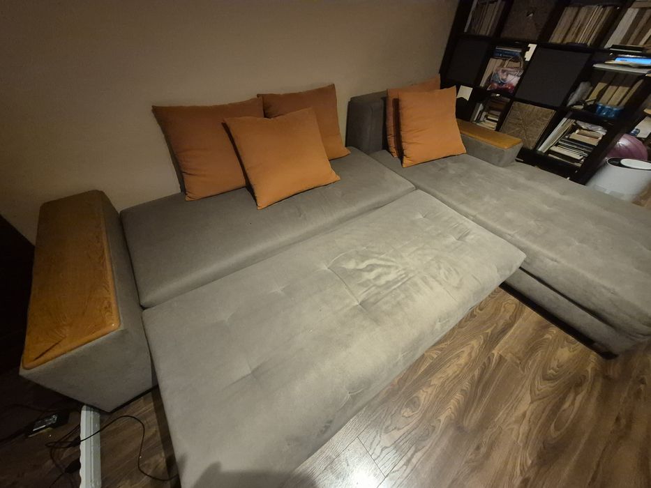 Подарявам разтегаем диван