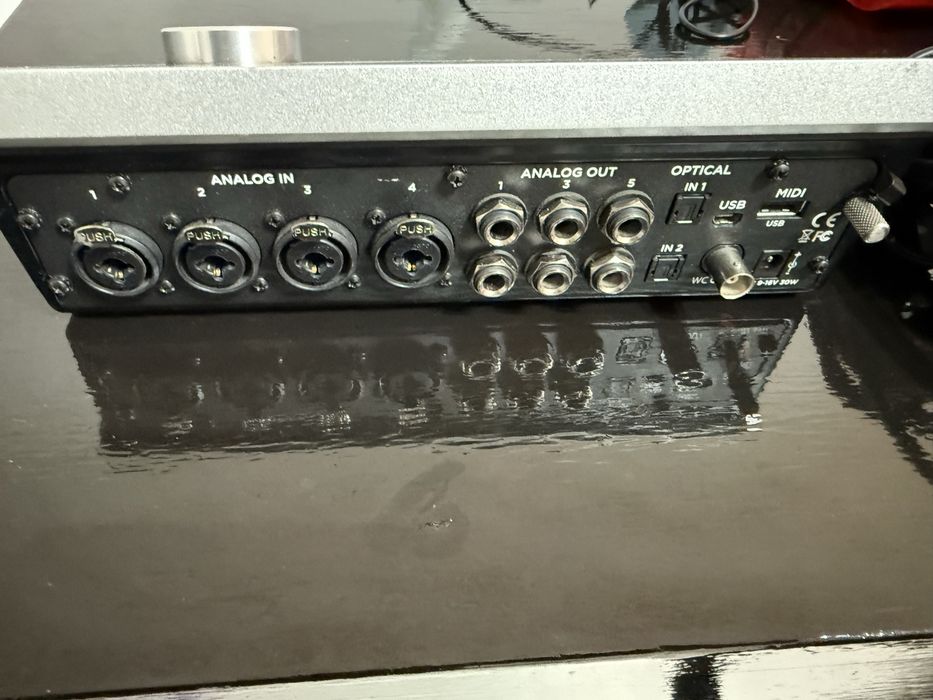 Apogee quartet placa de sunet