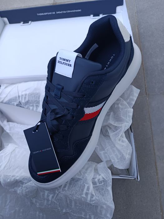 Чисто нови обувки Tommy Hilfiger!