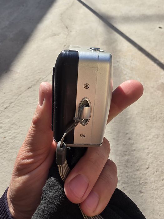 Фото апарат samsung прадаётся