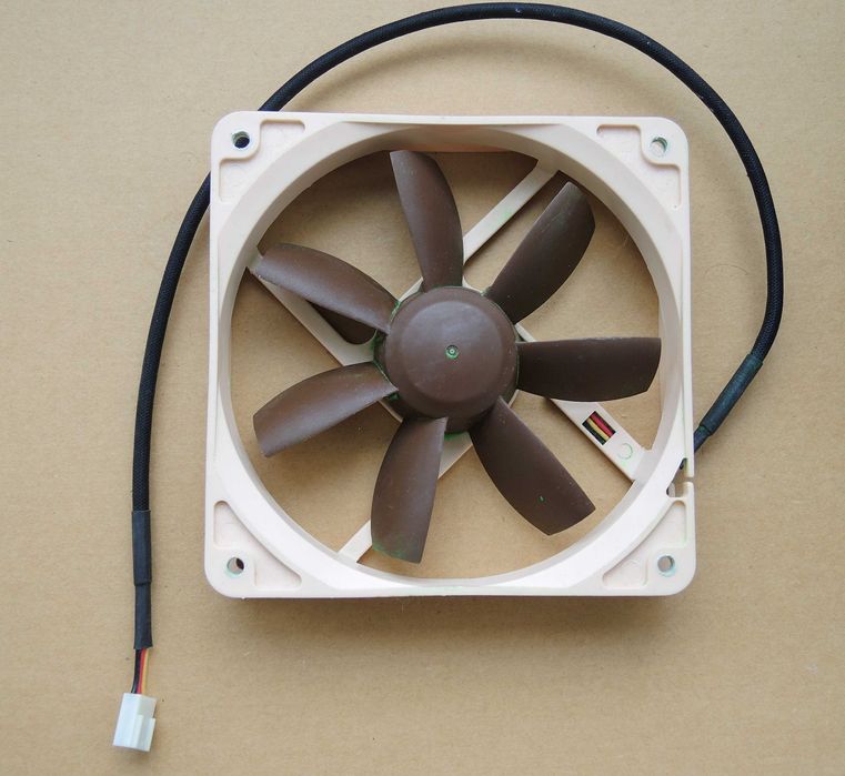 Noctua NF-S12-1200 120 mm 1200 RPM Testat