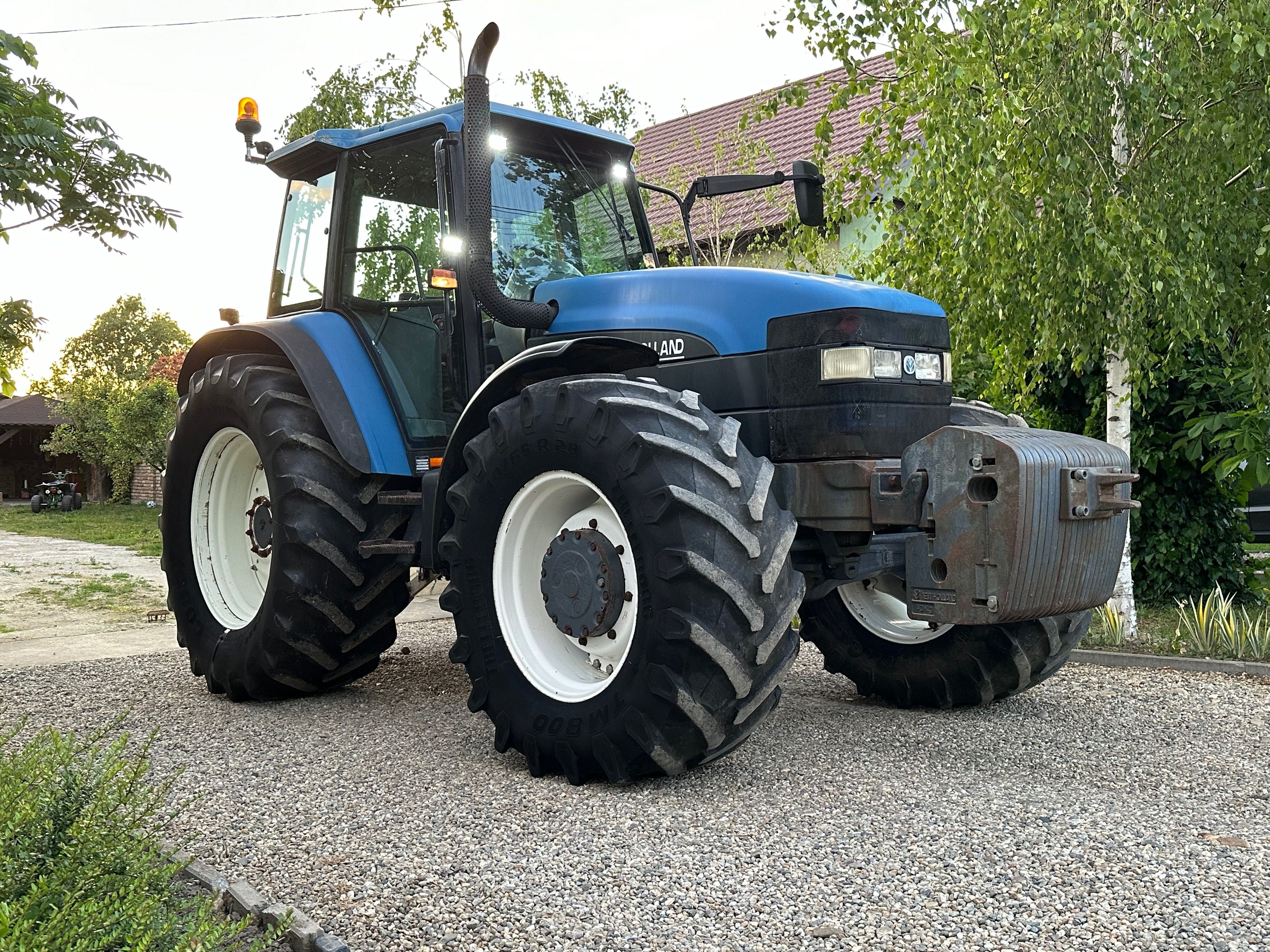 Tractor New Holland