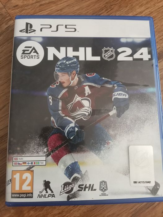 Продам диск хоккей NHL 24  PS5 нет царапин как новая