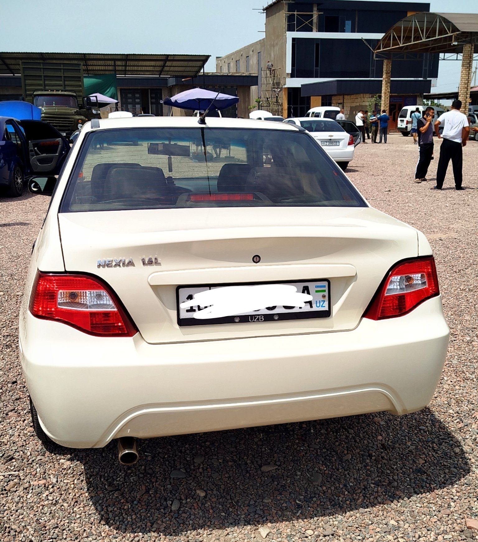 Nexia 2 Dons sotiladi