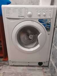 Продается стиральная машина Indesit 6kg