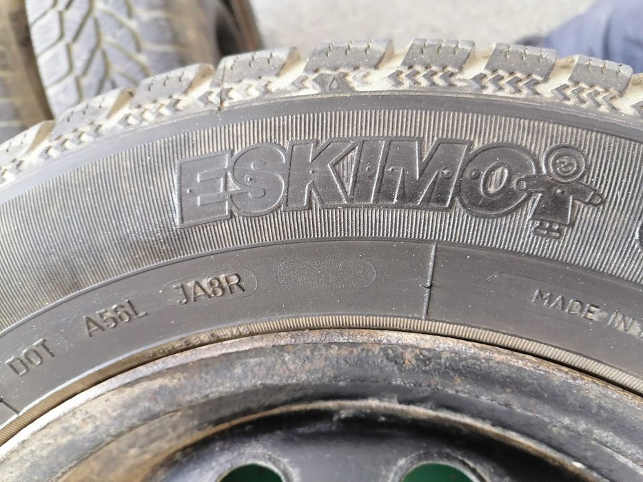 продавам гуми 14 цола  с железни джанти 14 цола