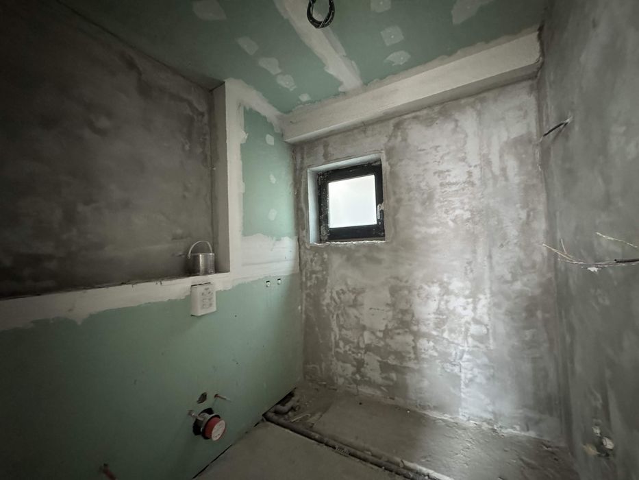 Inchiriez casa in Slatina - PROPRIETAR 1500 euro