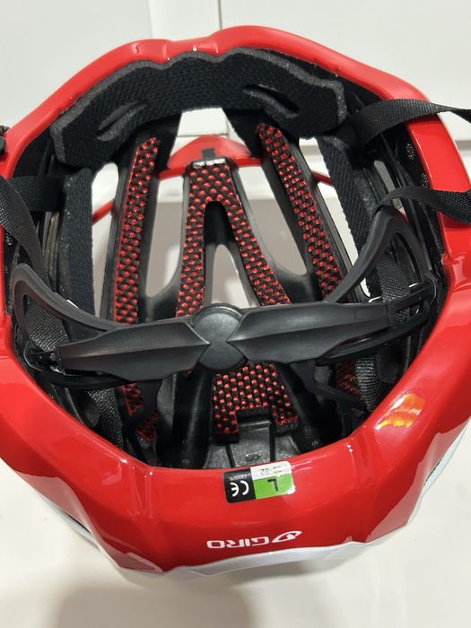 Casca ciclism, marca Giro, noua!