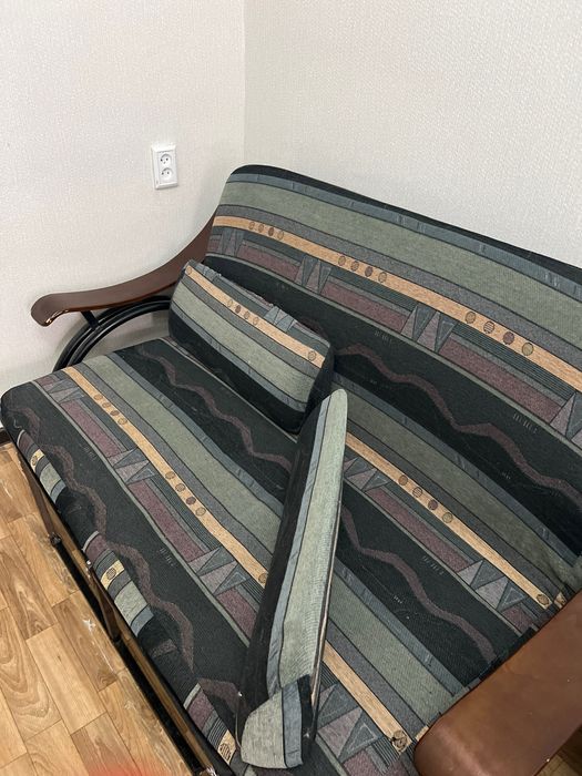 Диван раскладужка срочно продам