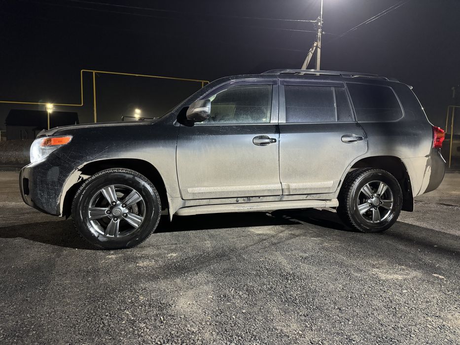 Продам диски с зимними шмнами шиповоные крузак 100 200 лексус 470