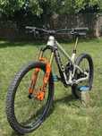 Bicicleta pivot switchblade 2023