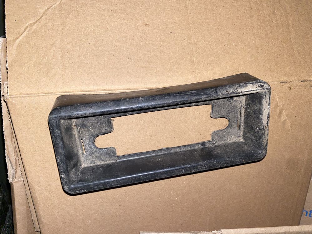Carcasa suport casetofon + rama noi Dacia 1300 1310 papuc si CN