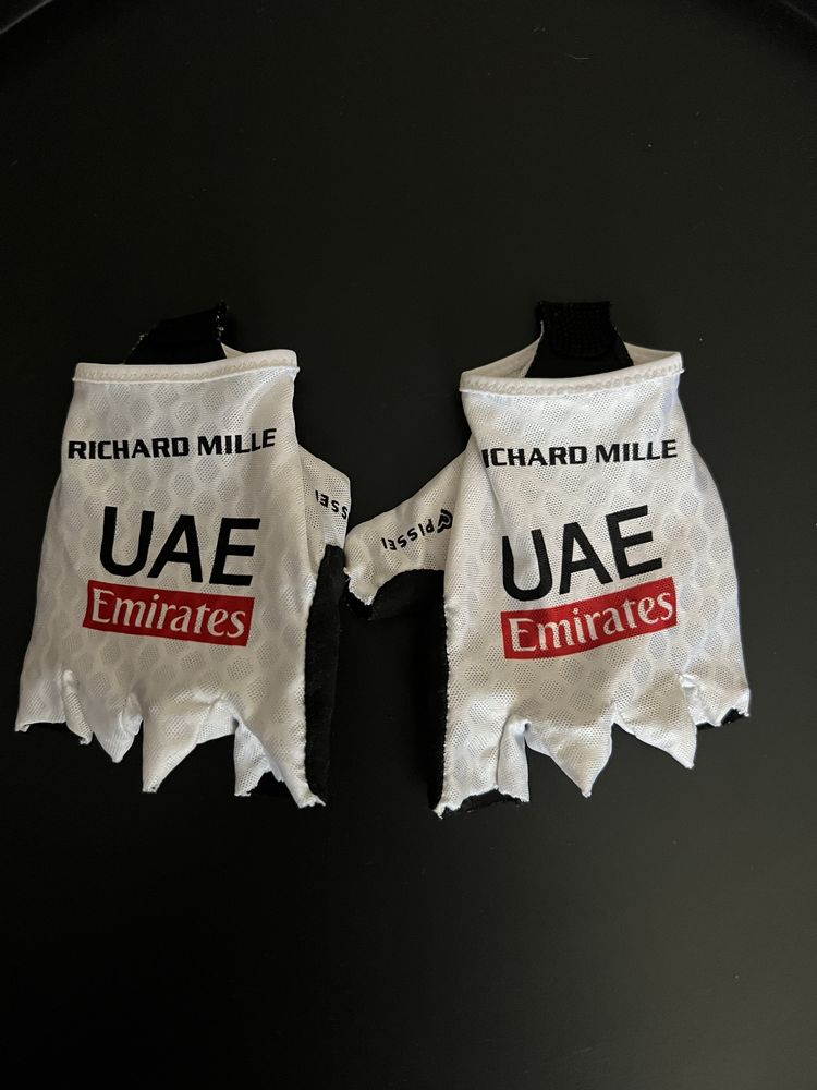 Колоездачни ръкавици Team UAE