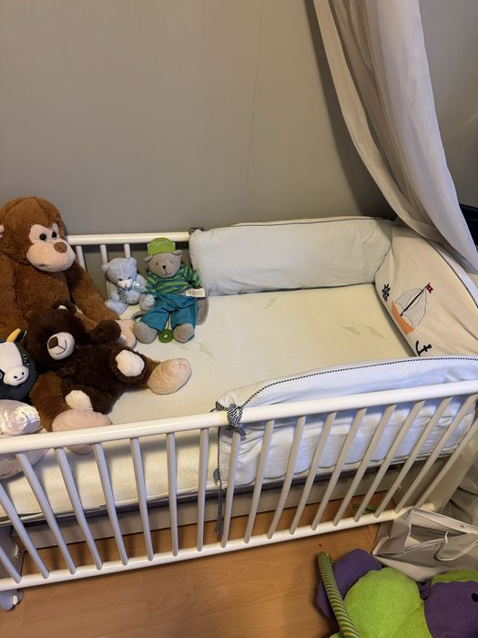 Do ez. Patut bebelus cu saltea. Se preda de la locatie, nu trimit prin