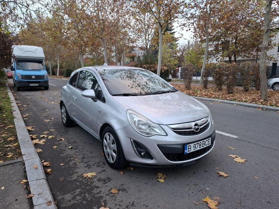 Opel Corasa D AUTOMATA 1.2 Benzina 2011 Euro 5