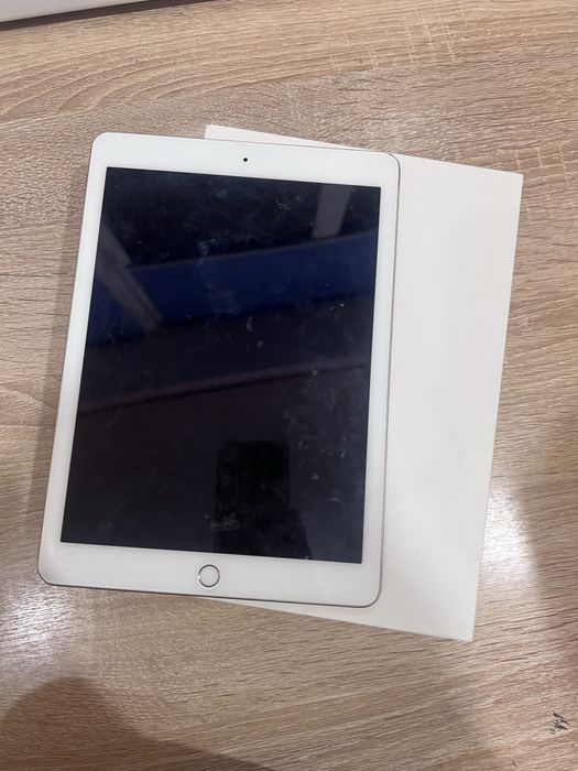 Продам айпад эйр2