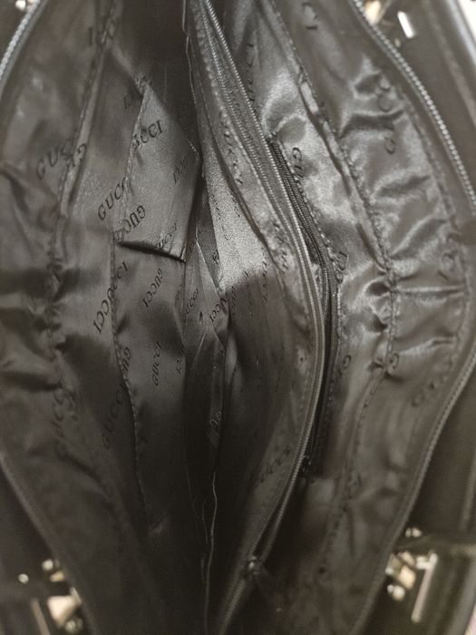 Geanta Gucci eleganta si superba.