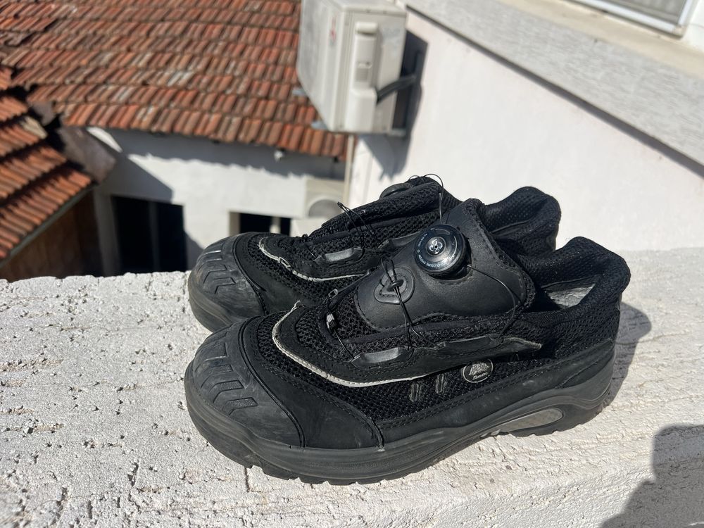 Рабогни Обувки Bata Boa 44 S1P