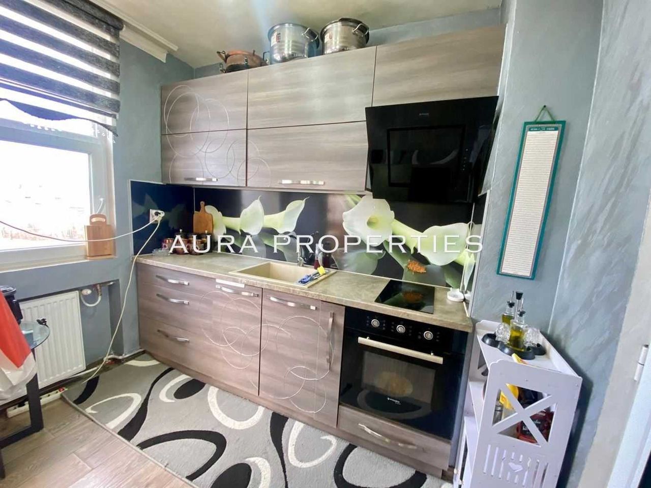 Продава се Тристаен апартамент в Разград, Освобождение - 100 кв.м за 1326 €/кв.м - Снимка #3