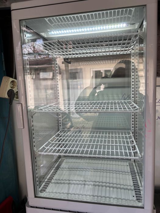 Vitrina Frigorifica ARKTIC by Hendi - Frigider Patiserie Prajituri 78L