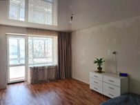 Срочно продается 2 комнатная квартира на ул.Кабанбай батыра, 99