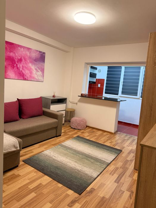 Garsoniera de inchiriat