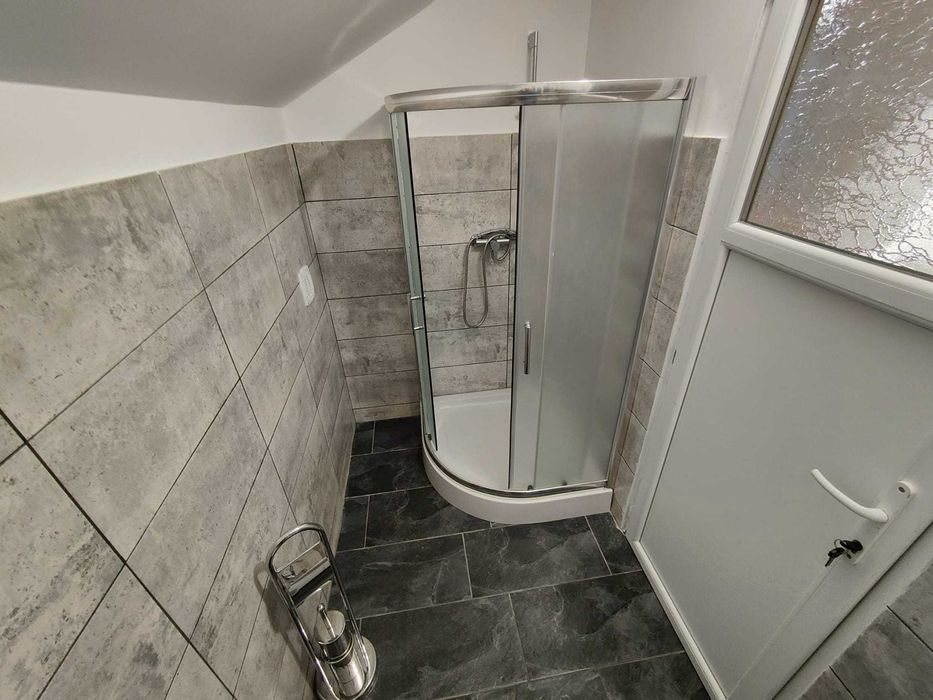 Cabana noua Ramet, Valea Manastirii