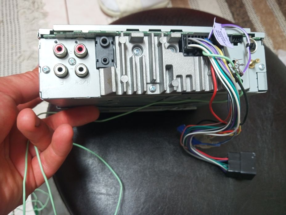 Vand radio cu tableta pioneer NOU